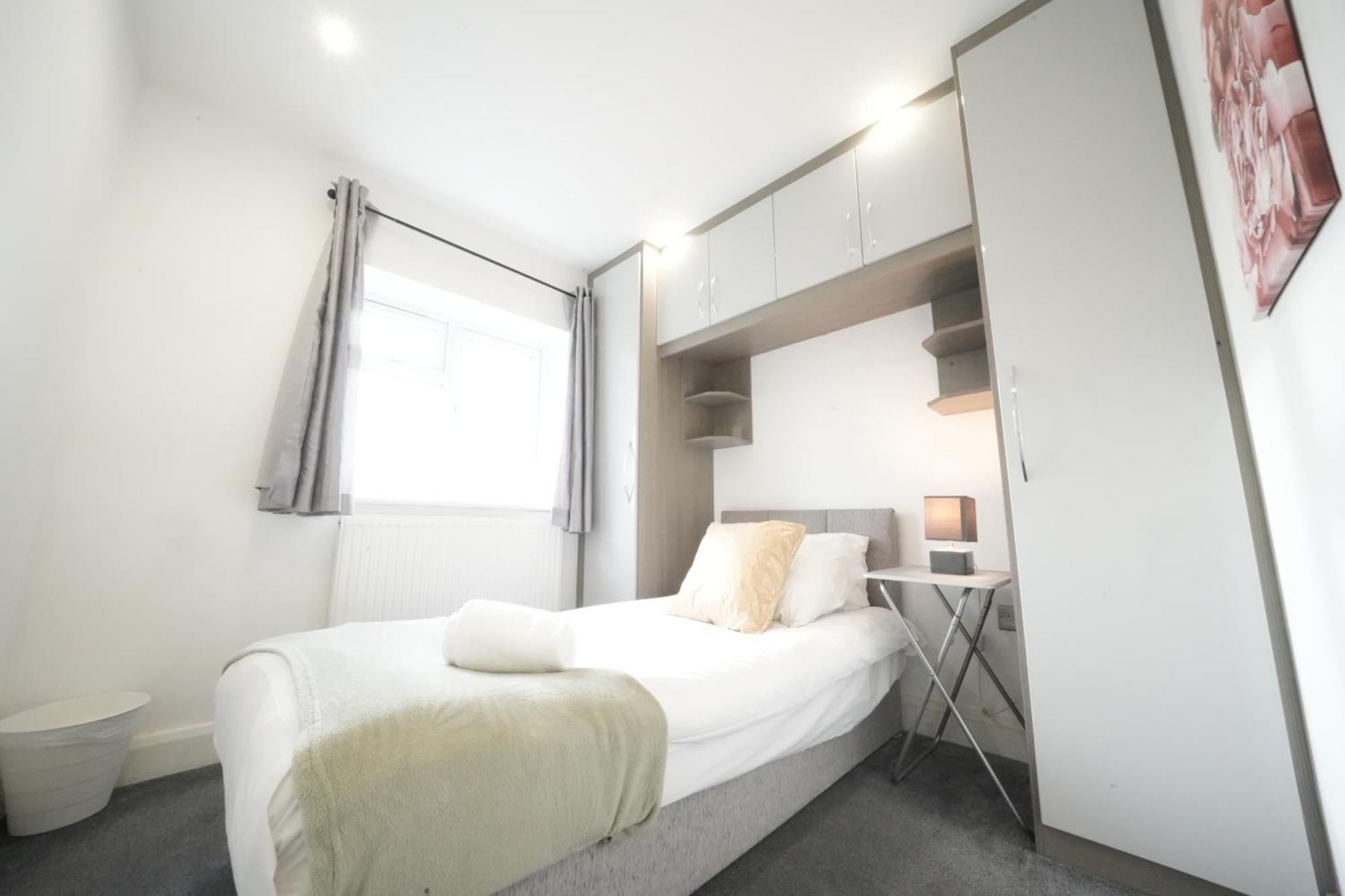 The Hatton Rooms Harlington  Extérieur photo