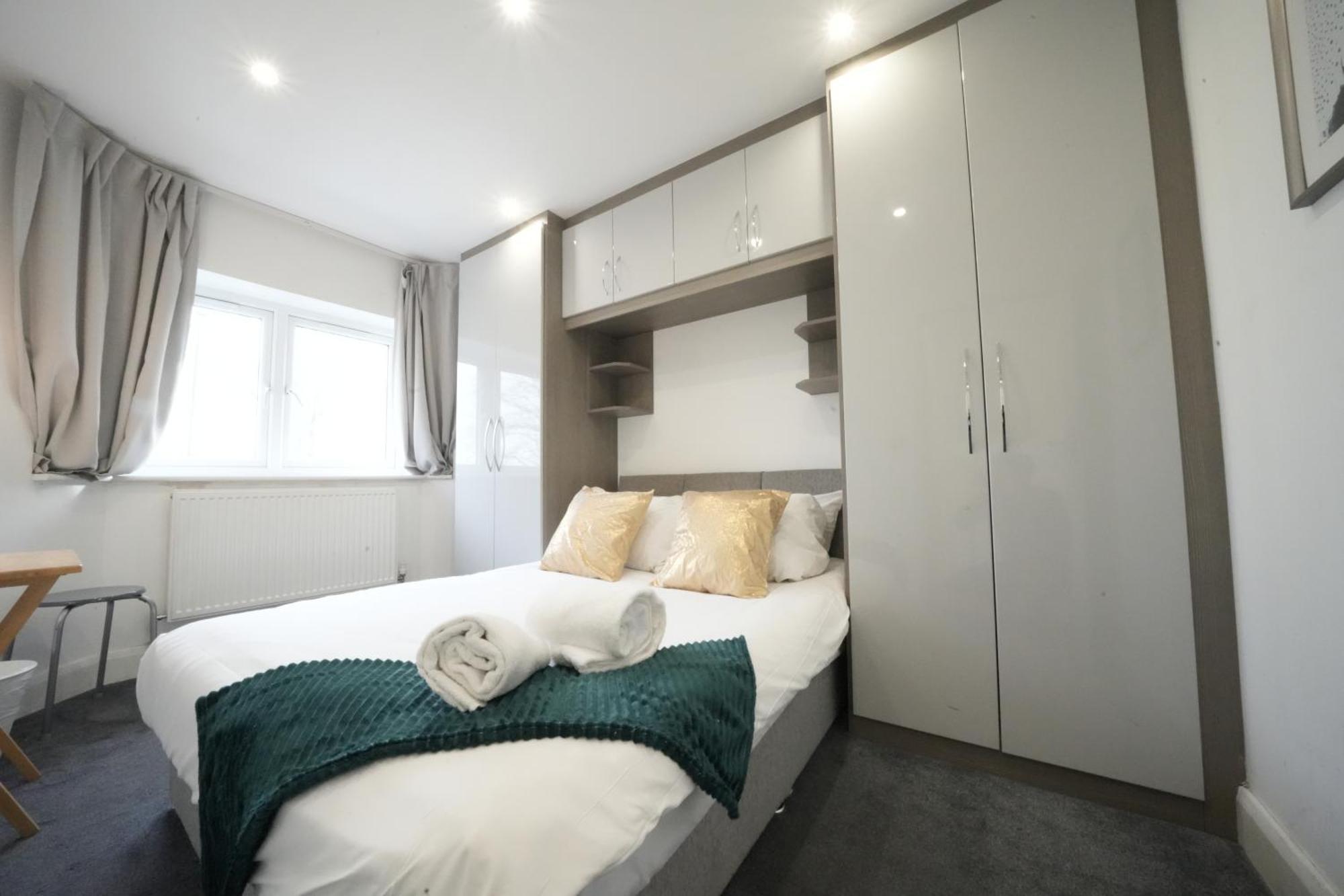 The Hatton Rooms Harlington  Extérieur photo