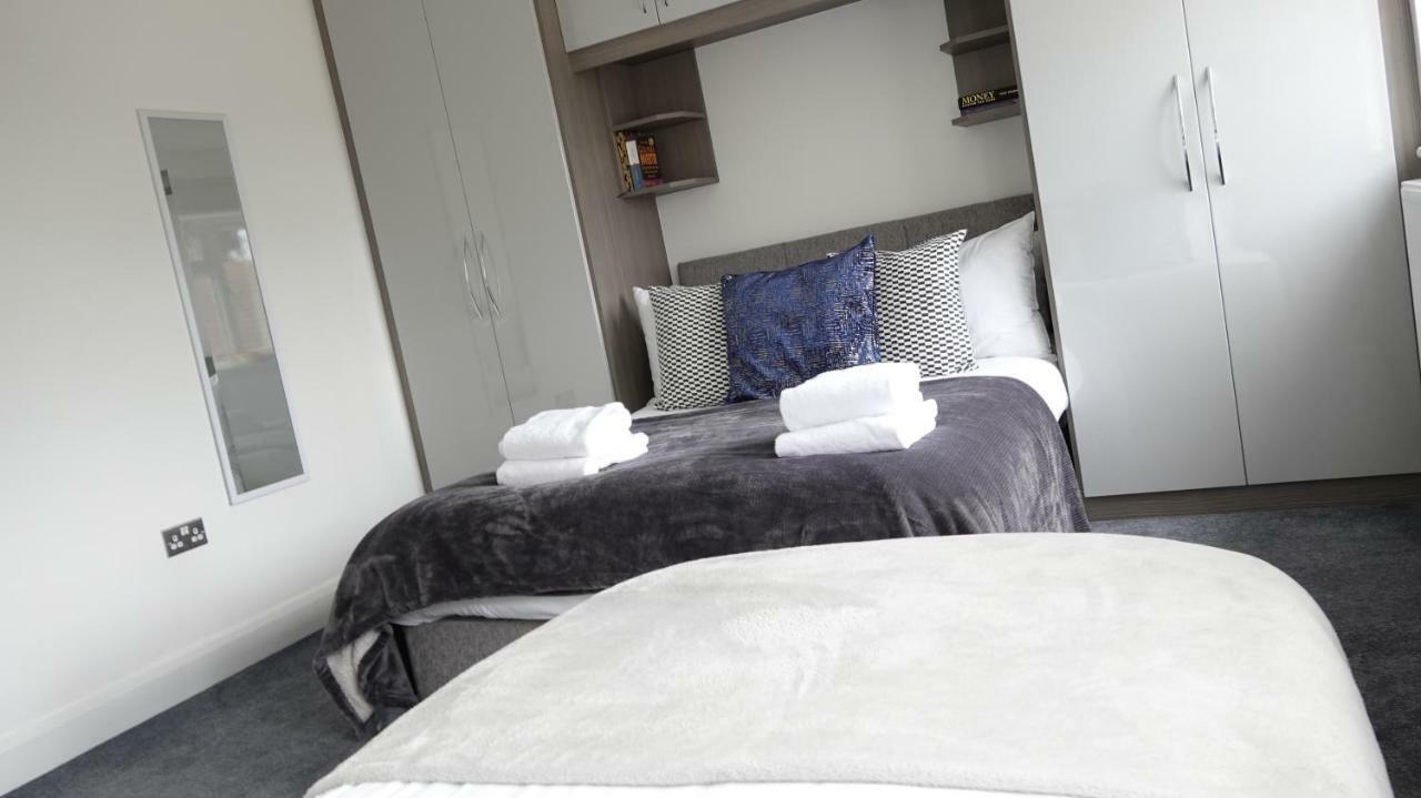 The Hatton Rooms Harlington  Extérieur photo