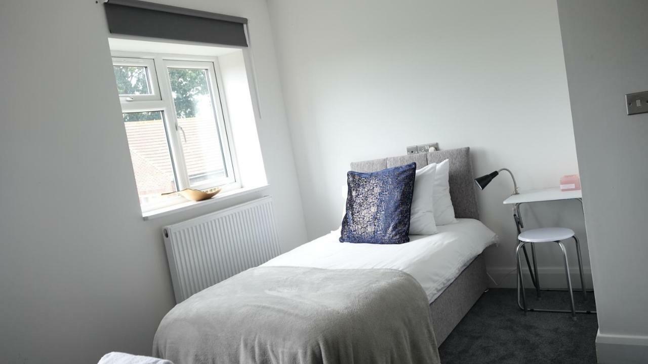 The Hatton Rooms Harlington  Extérieur photo